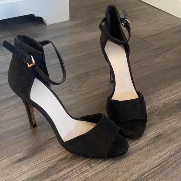 Aldo Black Heels - Picture 1 of 3